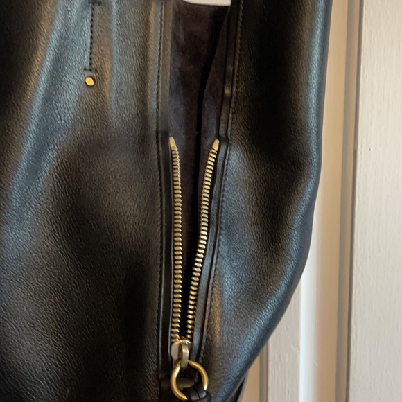 Chloe Milo Black Tote - Picture 3 of 13